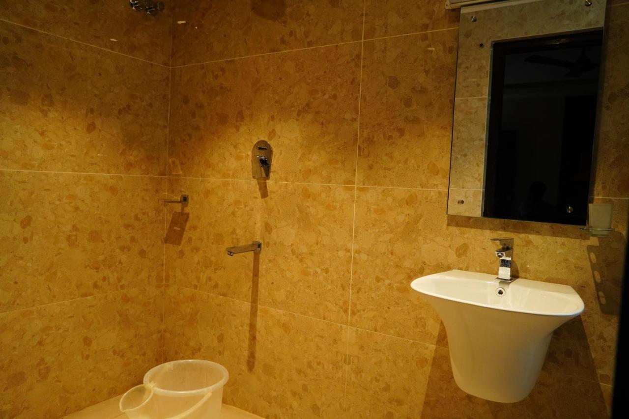 Hotel L. R Residency Kanchipuram Exteriér fotografie