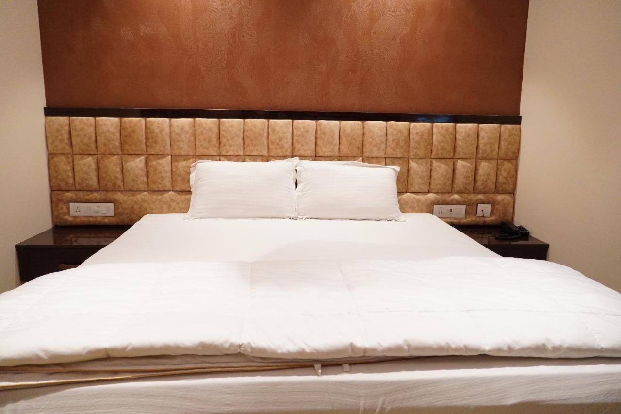 Hotel L. R Residency Kanchipuram Exteriér fotografie