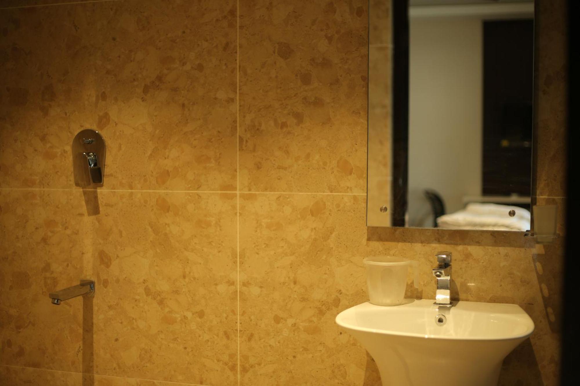 Hotel L. R Residency Kanchipuram Pokoj fotografie